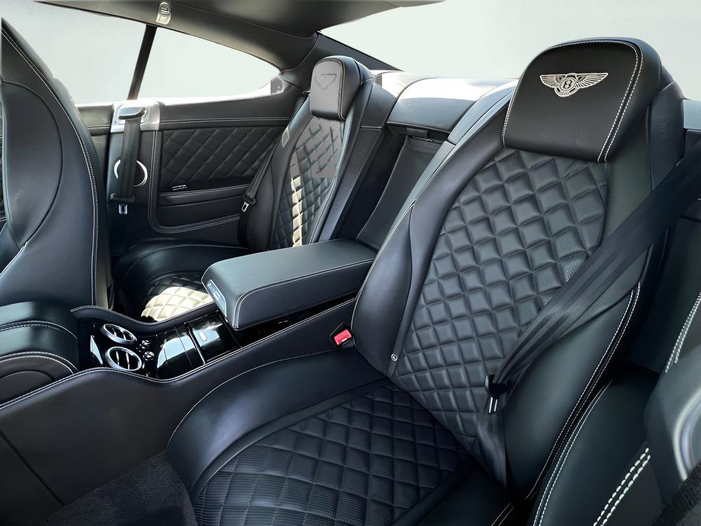 Used 2016 Bentley Continental GT image 22