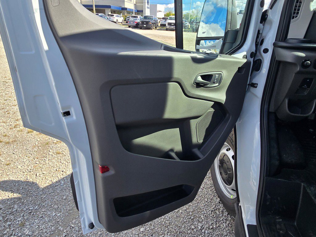 New 2026 Ford Transit 150 148 Medium Roof image 12