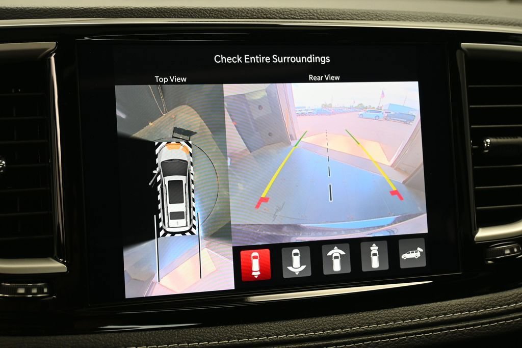 New 2027 Chrysler Pacifica Select w/ Family Tech Group FWD image 25