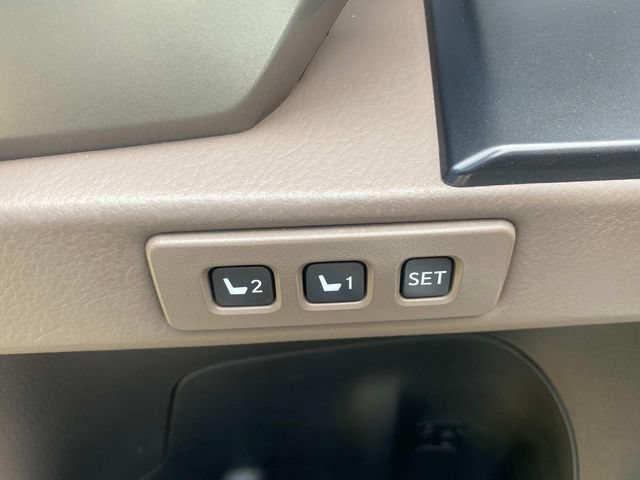 Used 2022 Lexus GX 460 Luxury AWD/4WD image 14