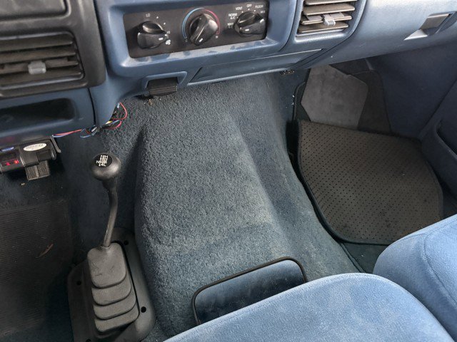 Used 1996 Ford F250 4x4 SuperCab image 20