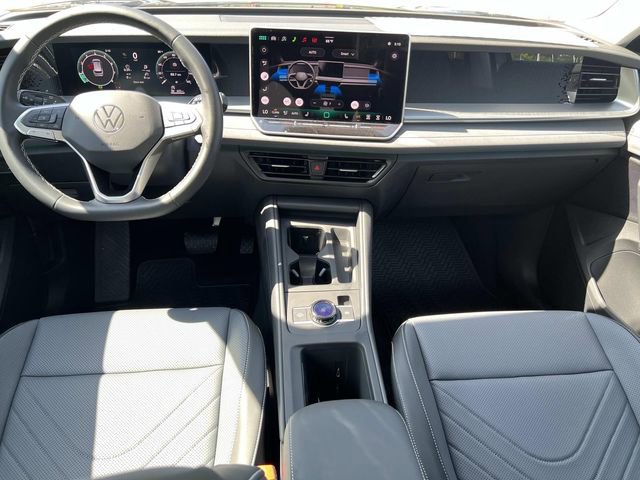 New 2026 Volkswagen Tiguan SE image 25