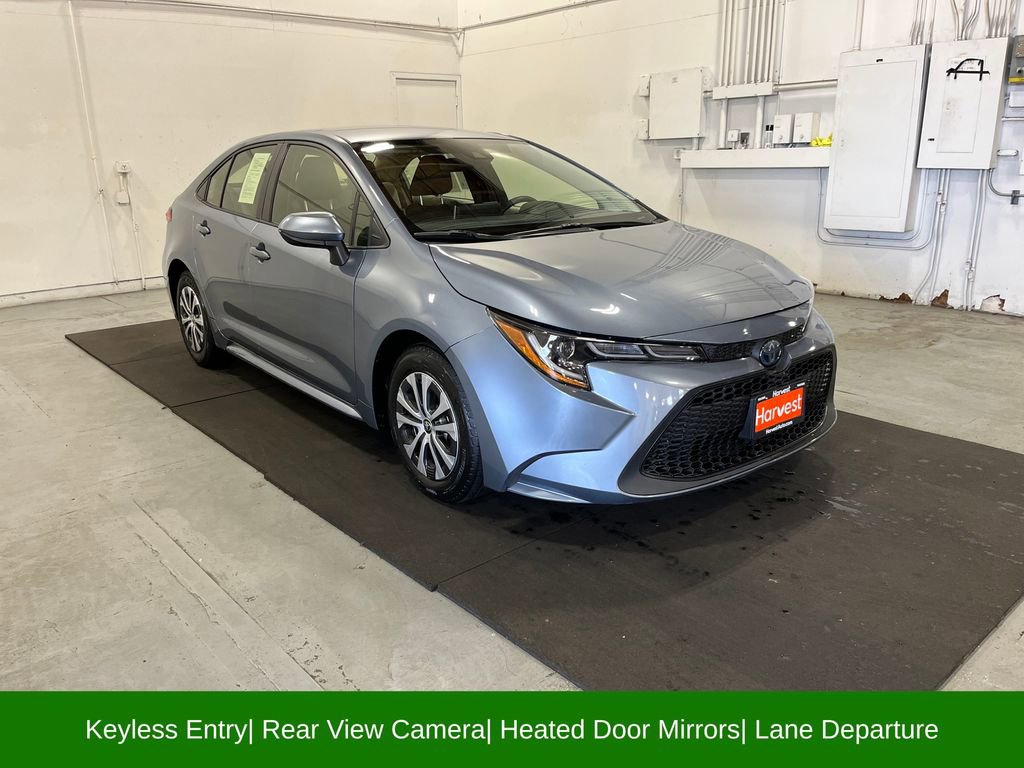 Used 2021 Toyota Corolla LE image 1