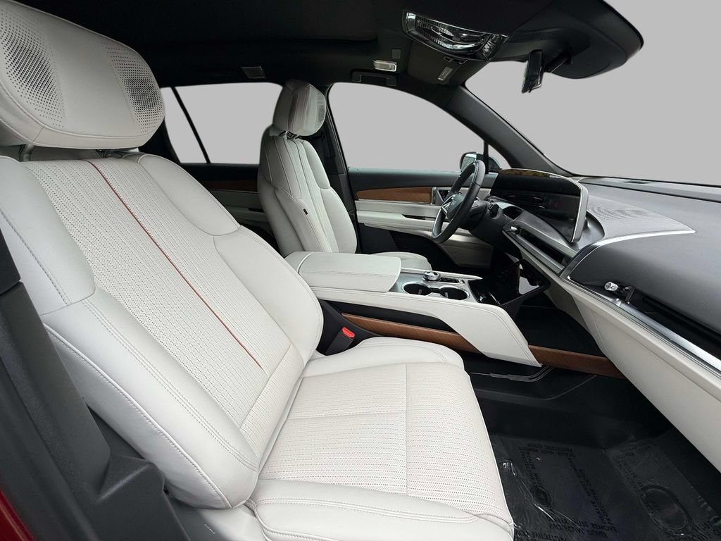 Used 2026 Cadillac Vistiq Sport w/ LPO, Floor Liner Package AWD/4WD image 14