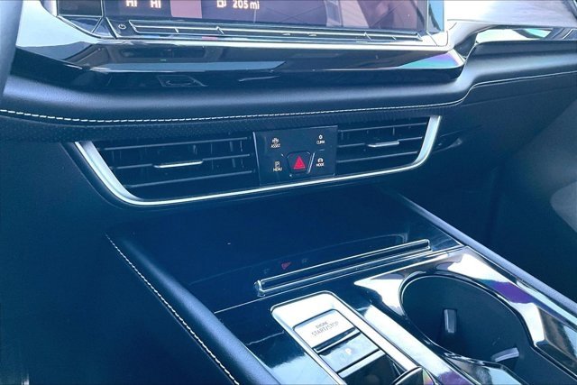 Used 2024 Volkswagen Atlas SEL Premium R-Line image 15