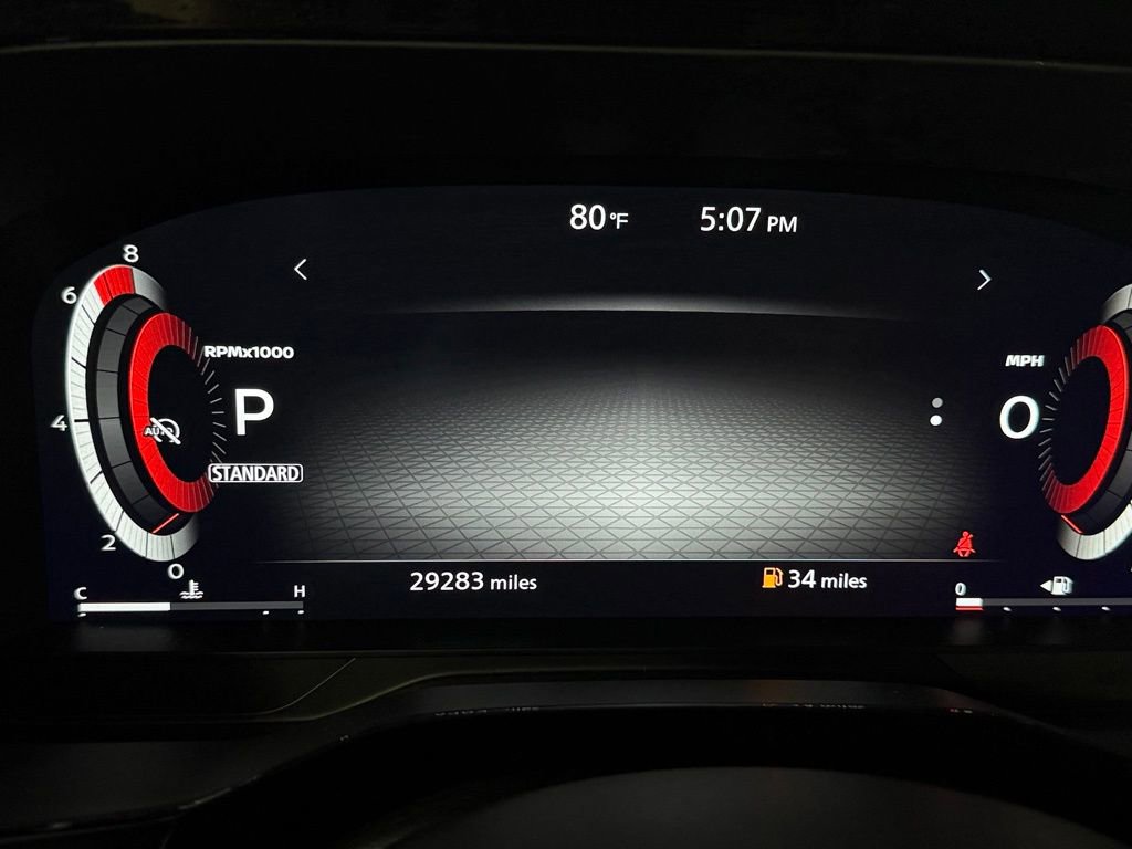 Used 2023 Nissan Pathfinder Platinum image 16