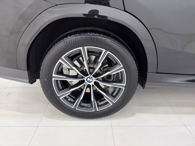 Certified 2023 BMW X6 xDrive40i w/ Executive Package image 44