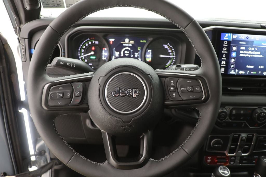 Used 2025 Jeep Wrangler Unlimited Rubicon 4xe w/ Convenience Group image 15