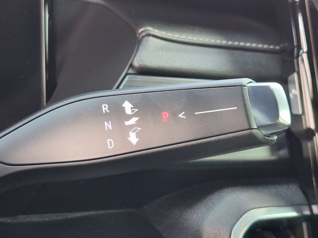 Used 2024 GMC Acadia Elevation FWD image 14