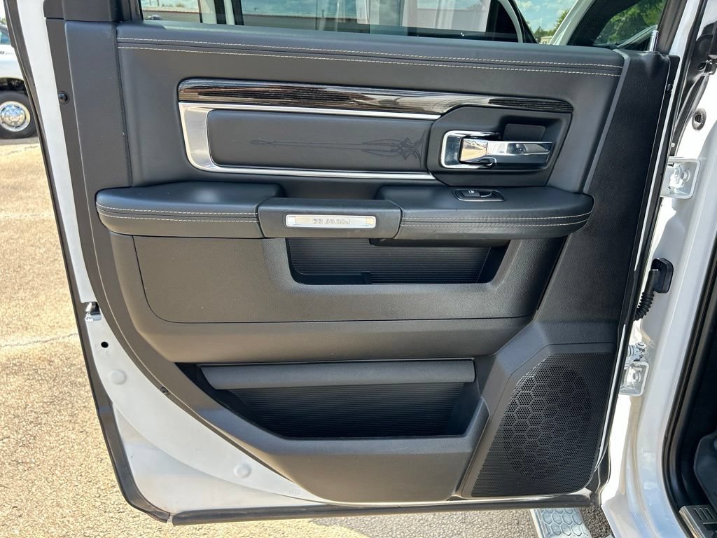 Used 2017 RAM 2500 Limited AWD/4WD image 12