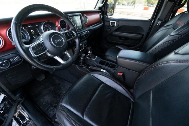 Used 2018 Jeep Wrangler Unlimited Rubicon w/ Dual Top Group image 23