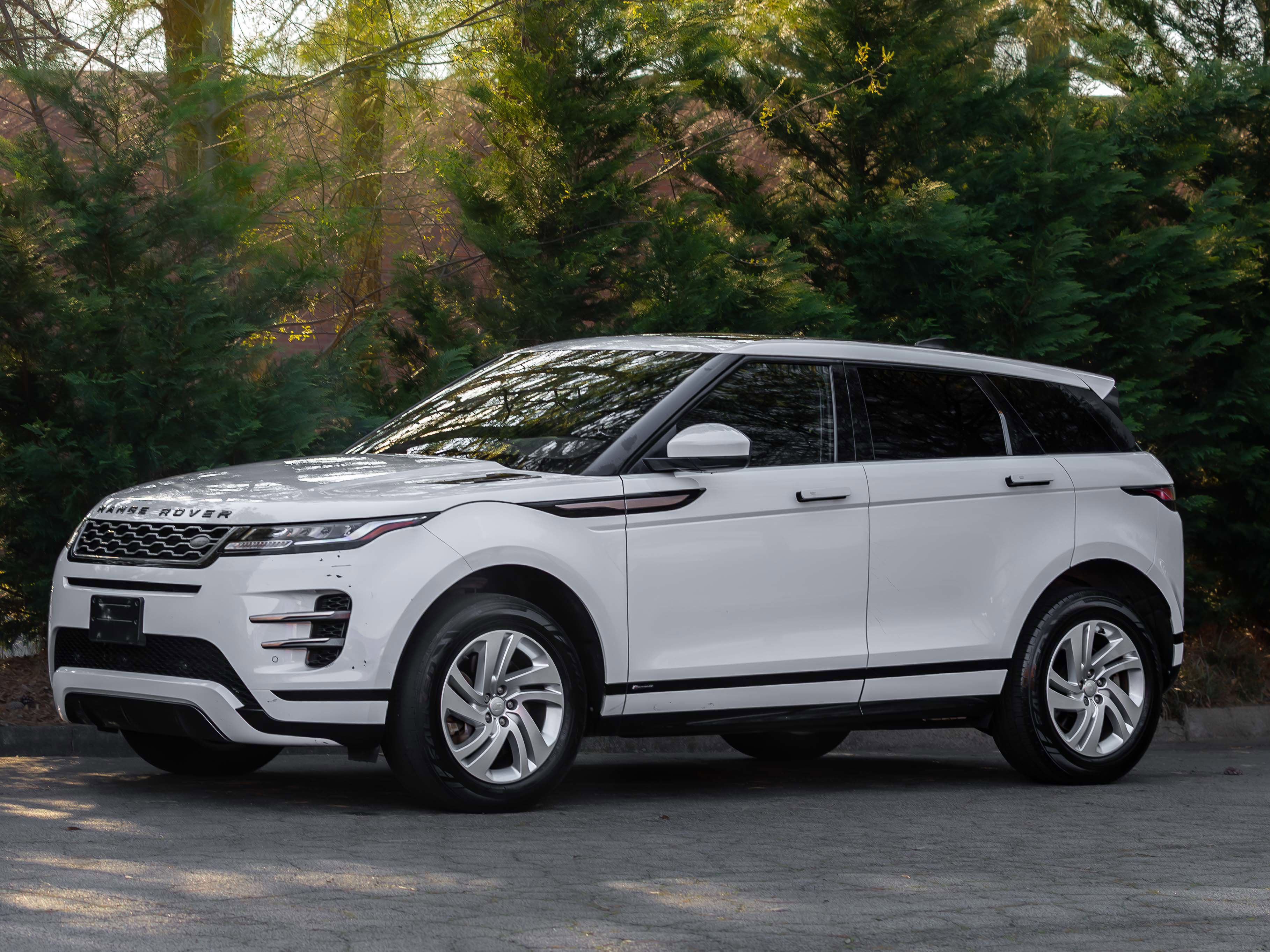 Used 2020 Land Rover Range Rover Evoque R-Dynamic S AWD/4WD image 50