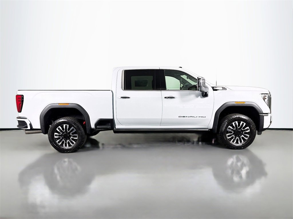 New 2026 GMC Sierra 3500 Denali Ultimate image 8