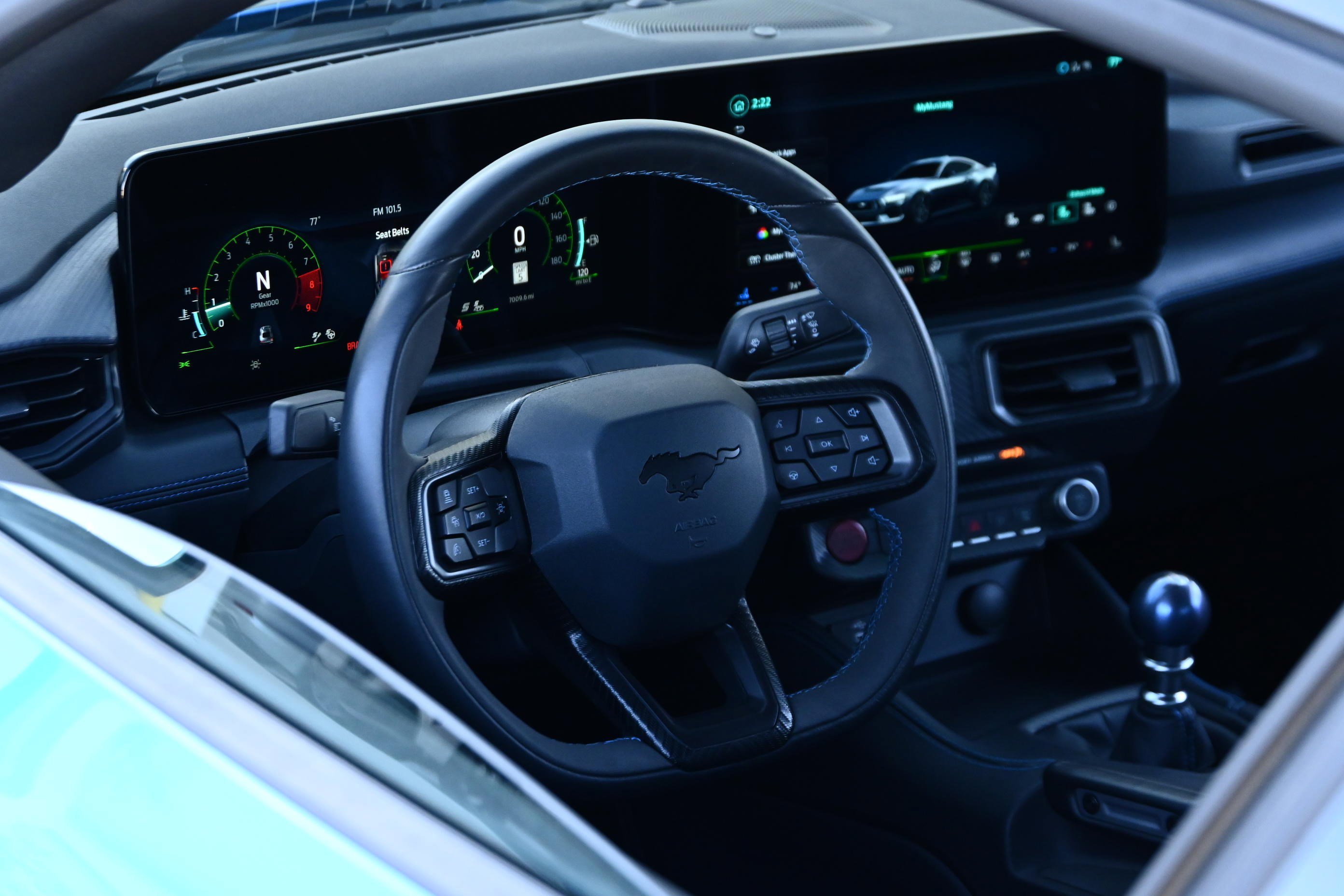 Used 2025 Ford Mustang Dark Horse image 24