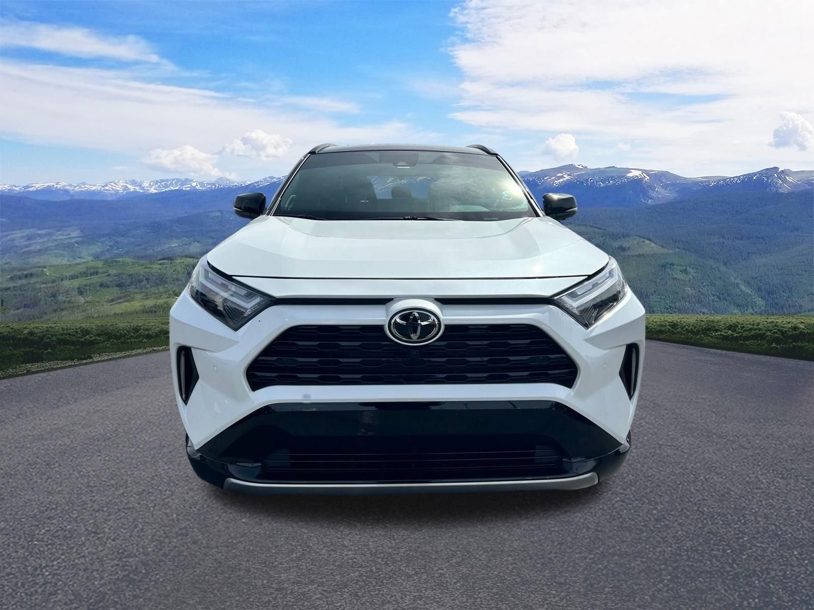 Used 2025 Toyota RAV4 XSE w/ Advanced Technology Package image 8