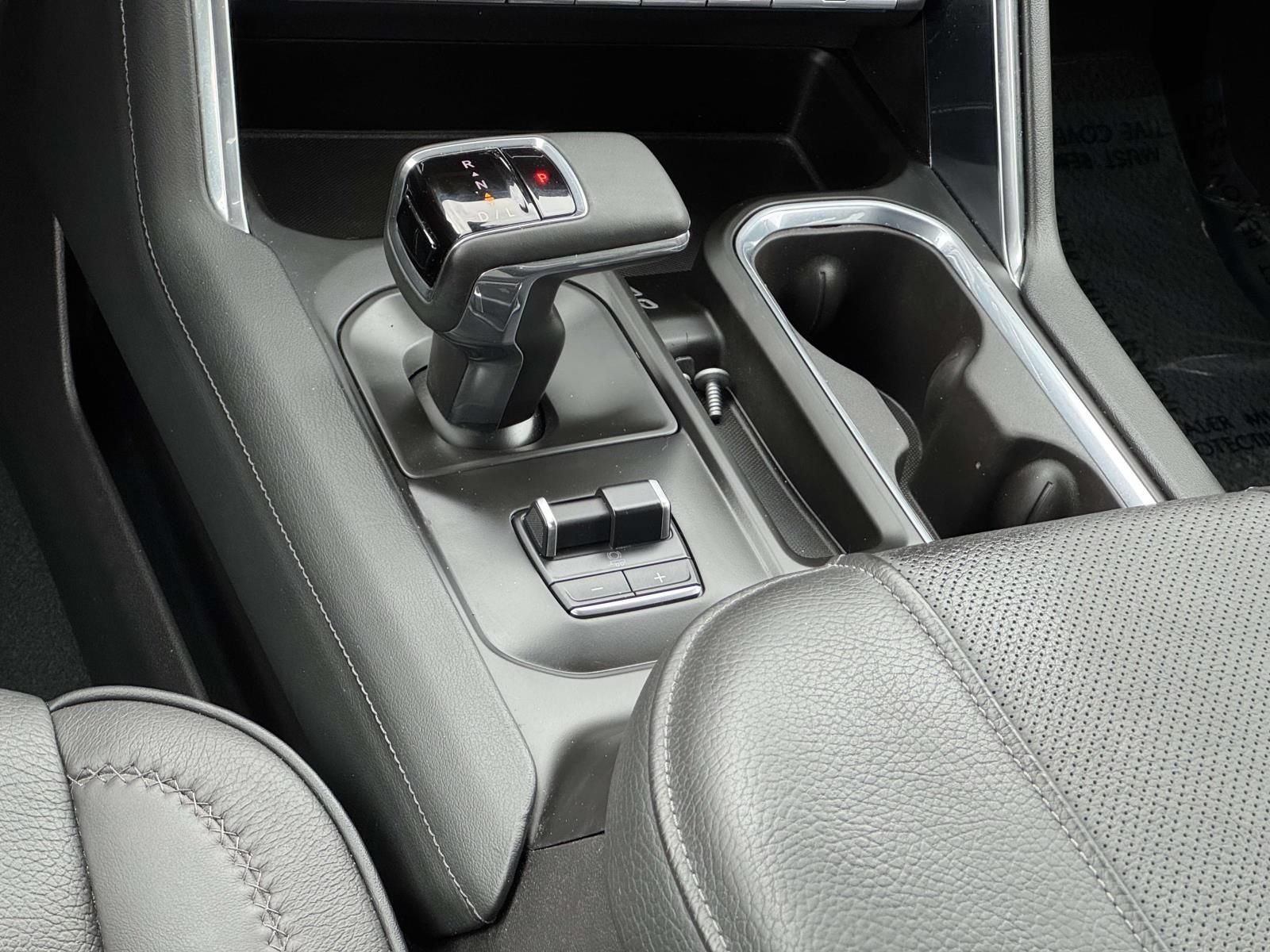 Used 2023 GMC Sierra 1500 Denali AWD/4WD image 5