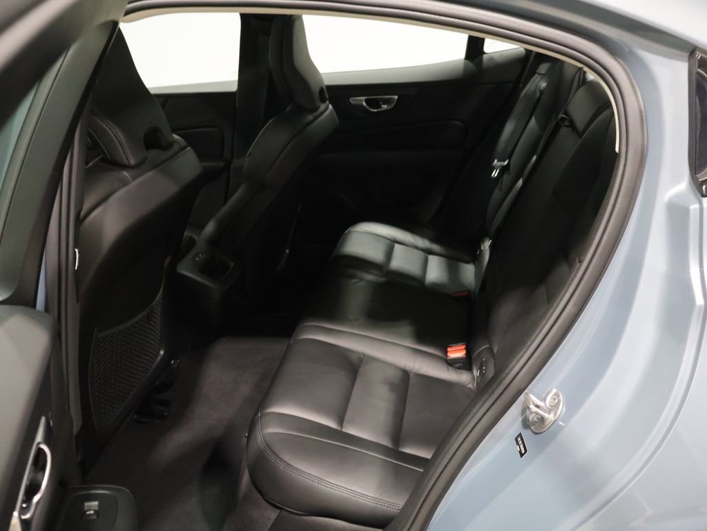 Used 2024 Volvo S60 B5 Plus image 18