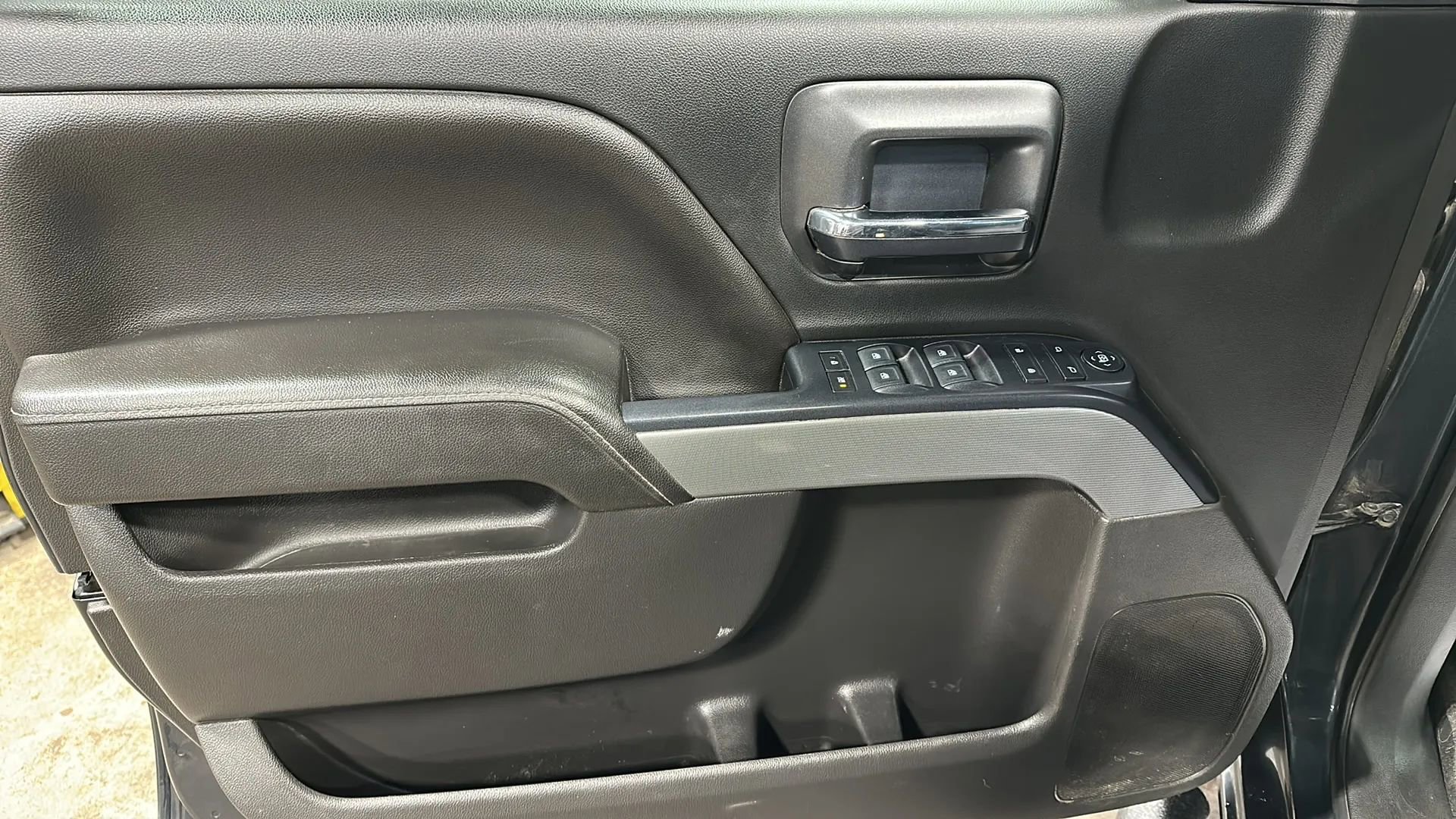 Used 2018 Chevrolet Silverado 1500 LT w/ All Star Edition AWD/4WD image 20