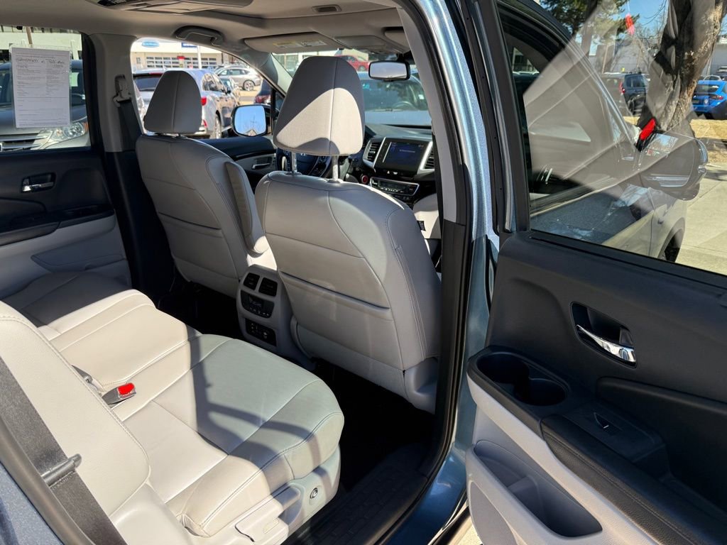 Used 2016 Honda Pilot Touring image 19