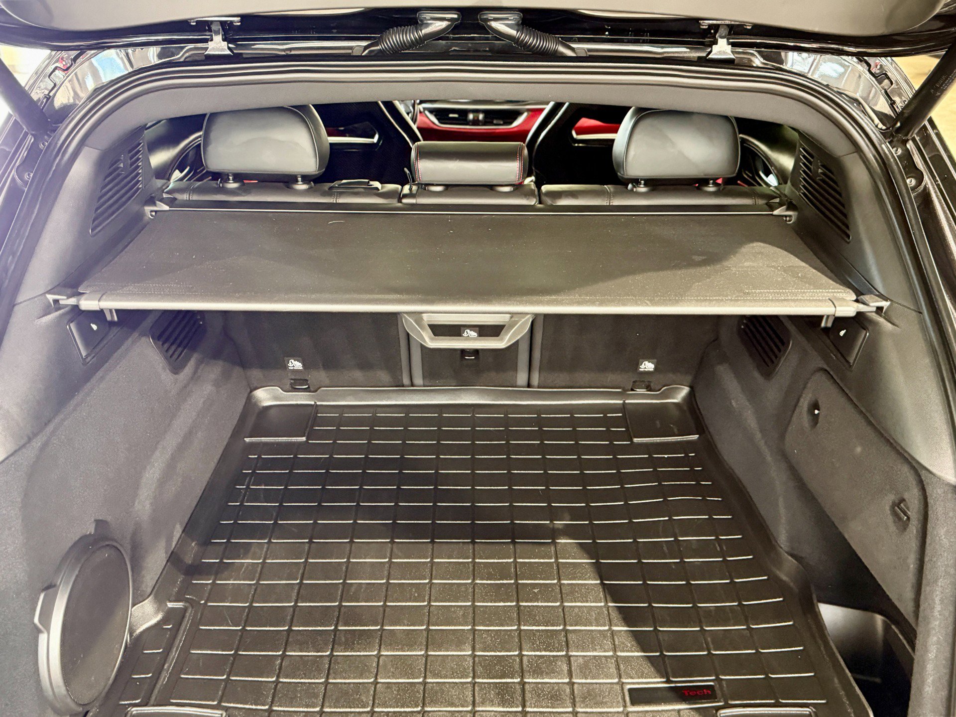 Used 2018 Alfa Romeo Stelvio Quadrifoglio w/ Driver Assist Dynamic Package AWD/4WD image 76