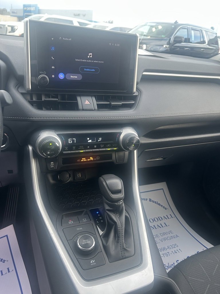 Used 2024 Toyota RAV4 XLE image 12