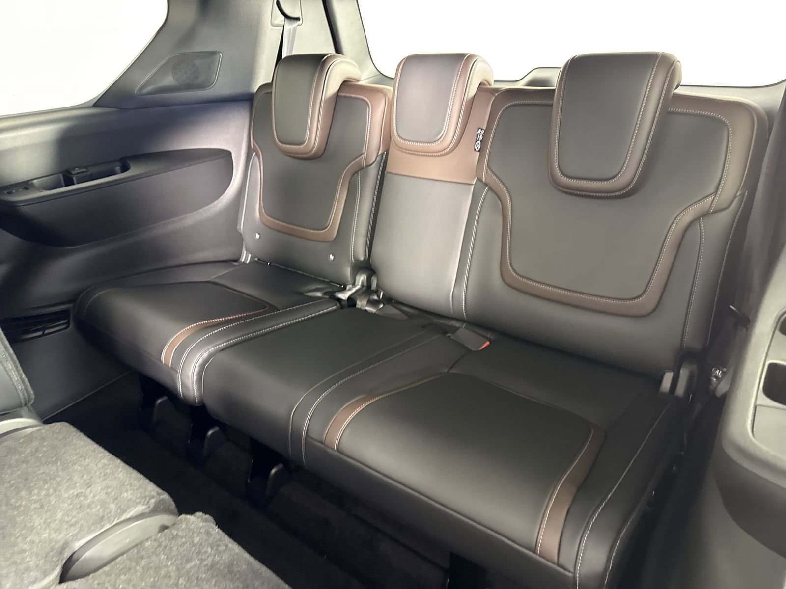 New 2026 Nissan Armada SL image 22