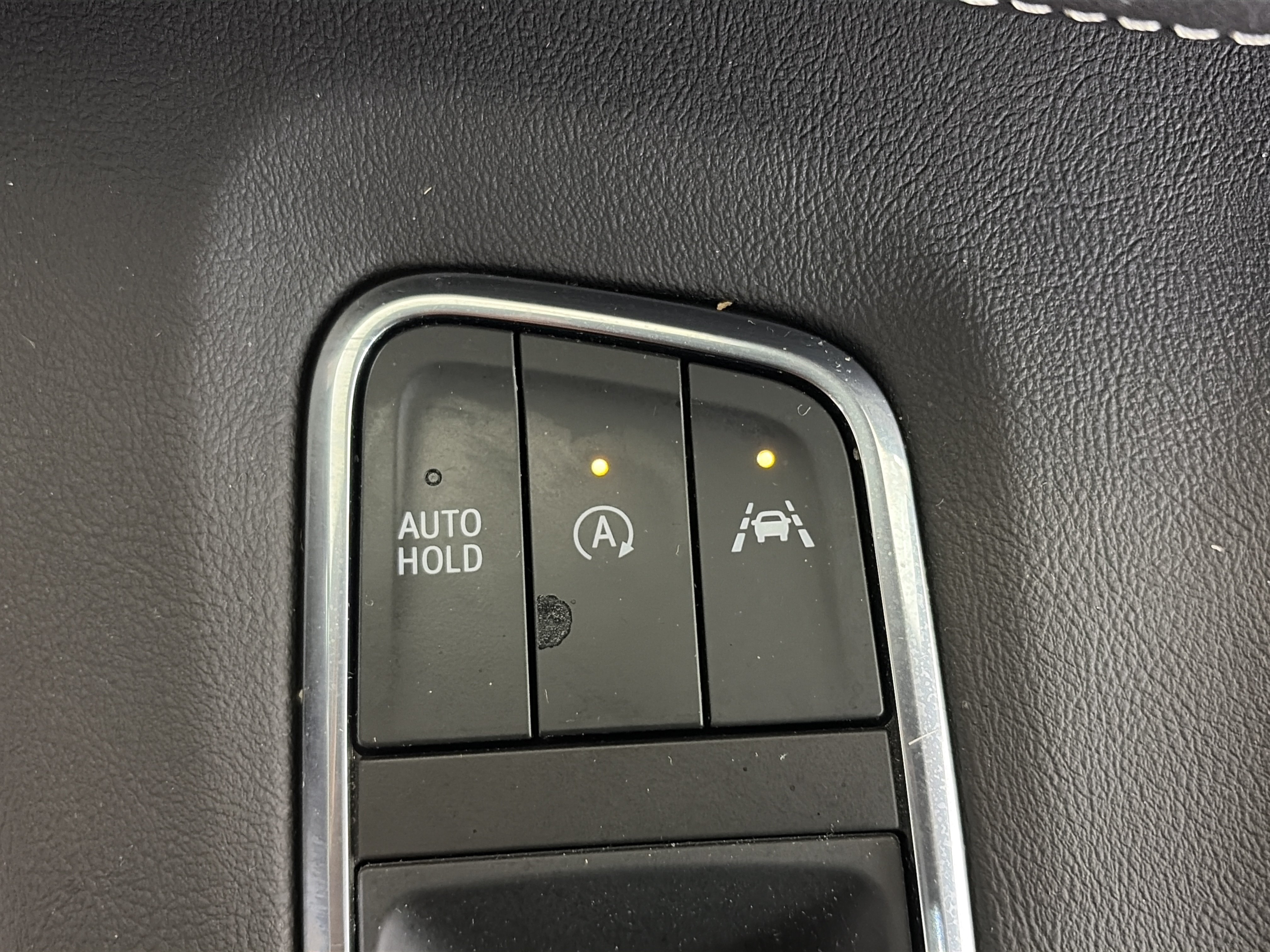 Certified 2023 Cadillac Escalade Premium Luxury w/ Performance Package AWD/4WD image 28