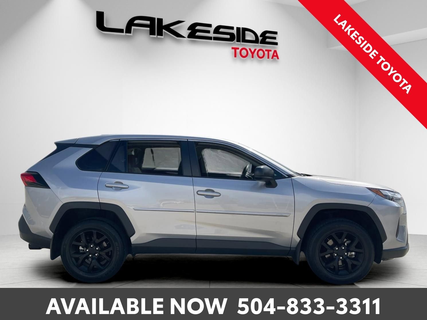 Used 2023 Toyota RAV4 LE image 7