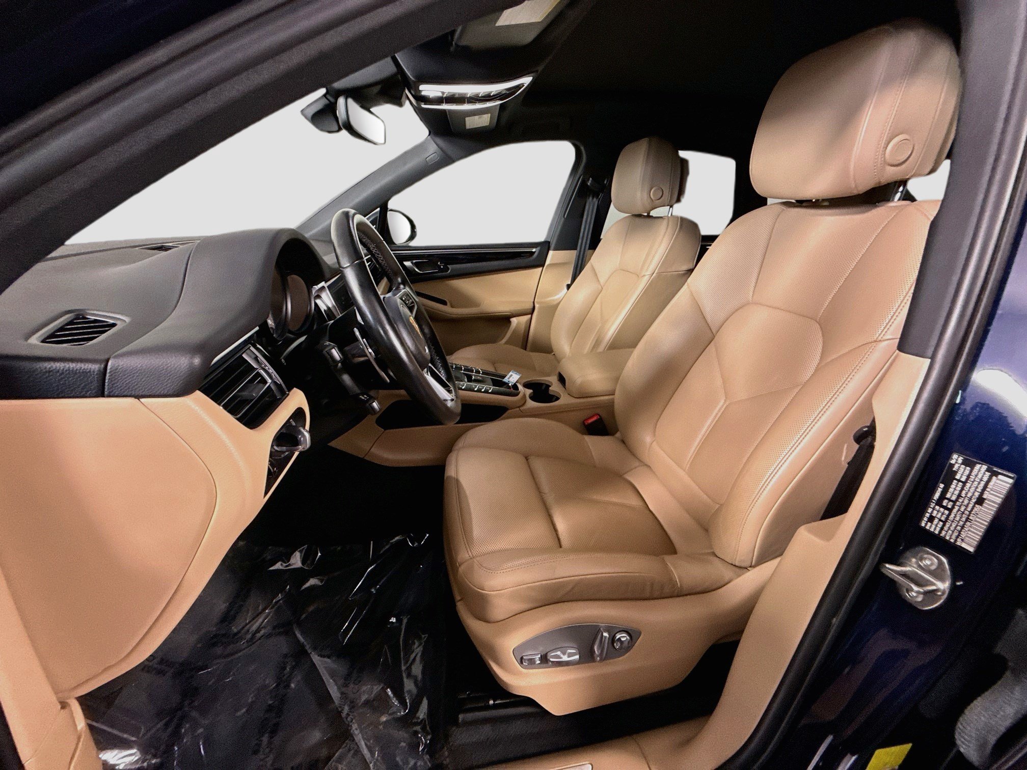 Used 2020 Porsche Macan S AWD/4WD image 22