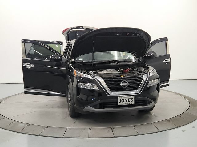 Used 2023 Nissan Rogue SV FWD image 11