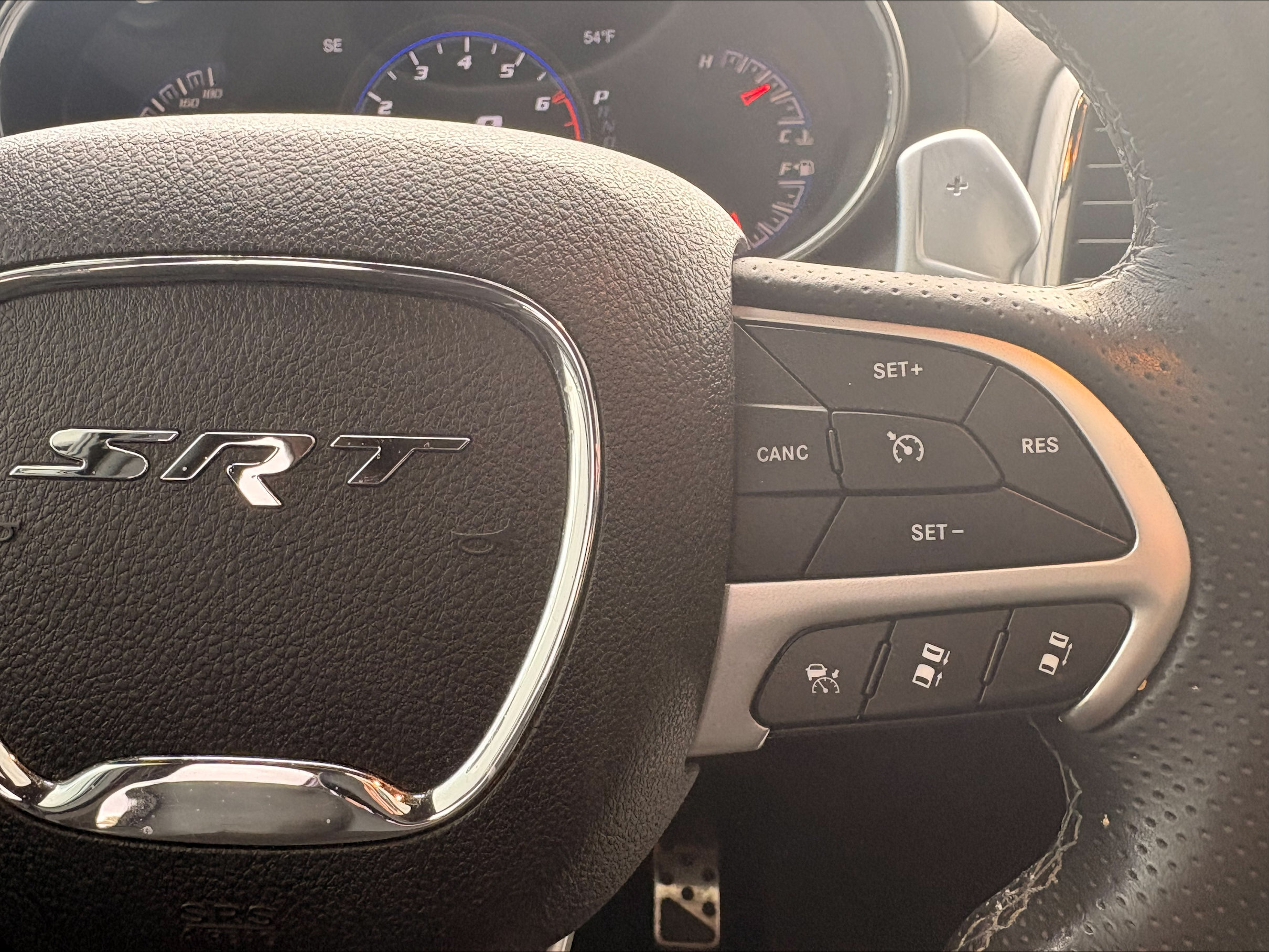 Used 2018 Jeep Grand Cherokee SRT AWD/4WD image 9