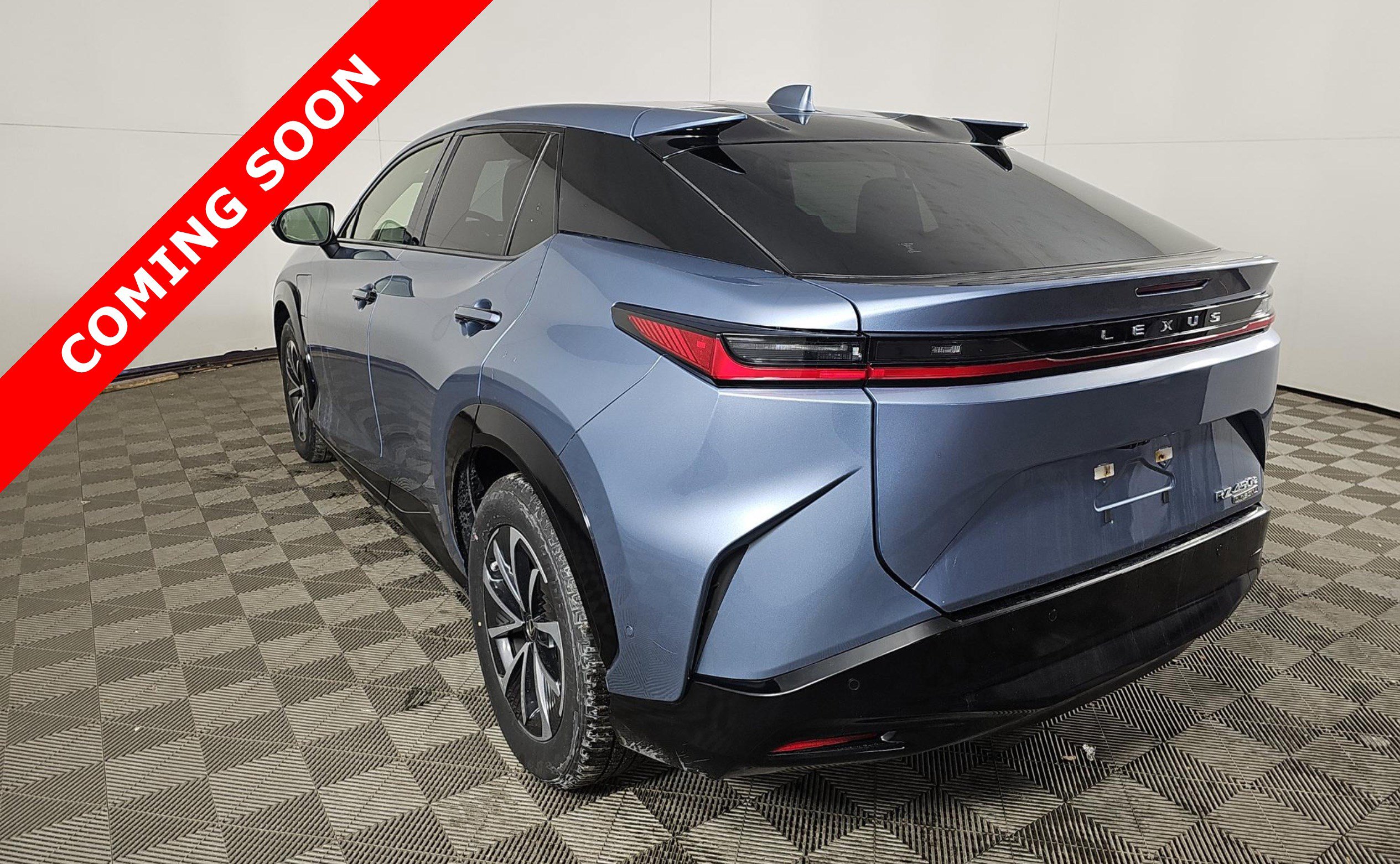 Used 2023 Lexus RZ 450e Premium image 5