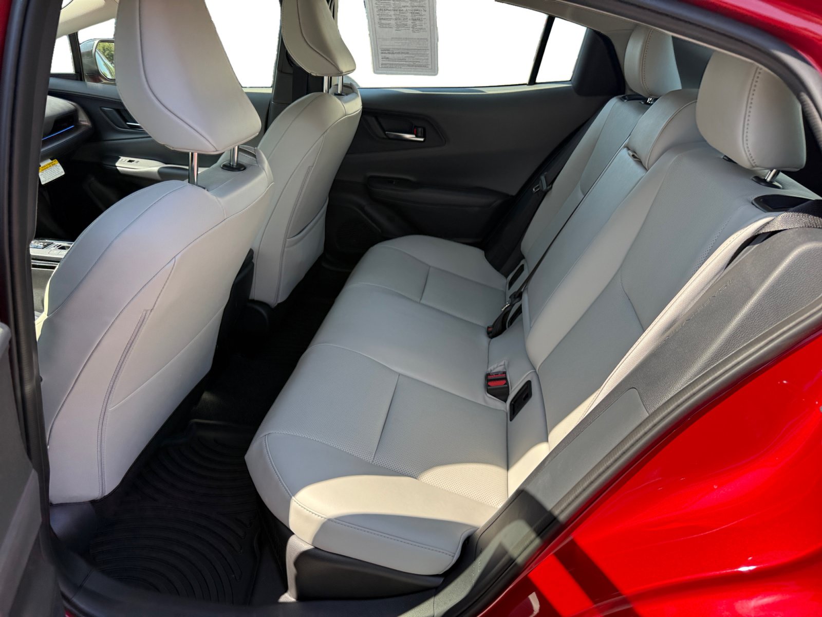 Used 2026 Toyota Prius XLE FWD image 16