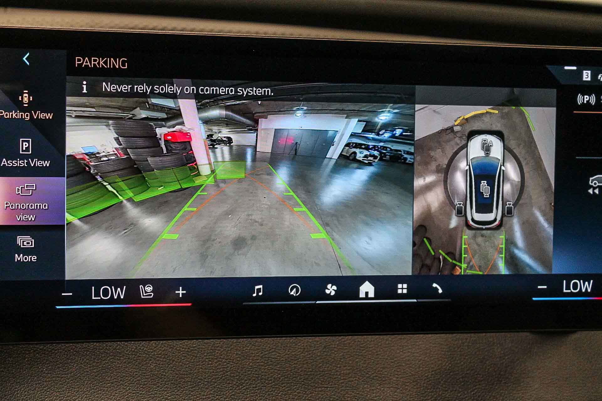 New 2026 BMW iX xDrive45 image 26