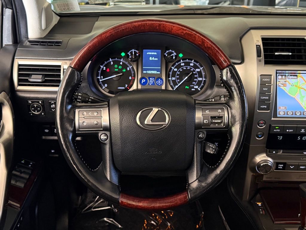 Used 2017 Lexus GX 460 Luxury AWD/4WD image 23