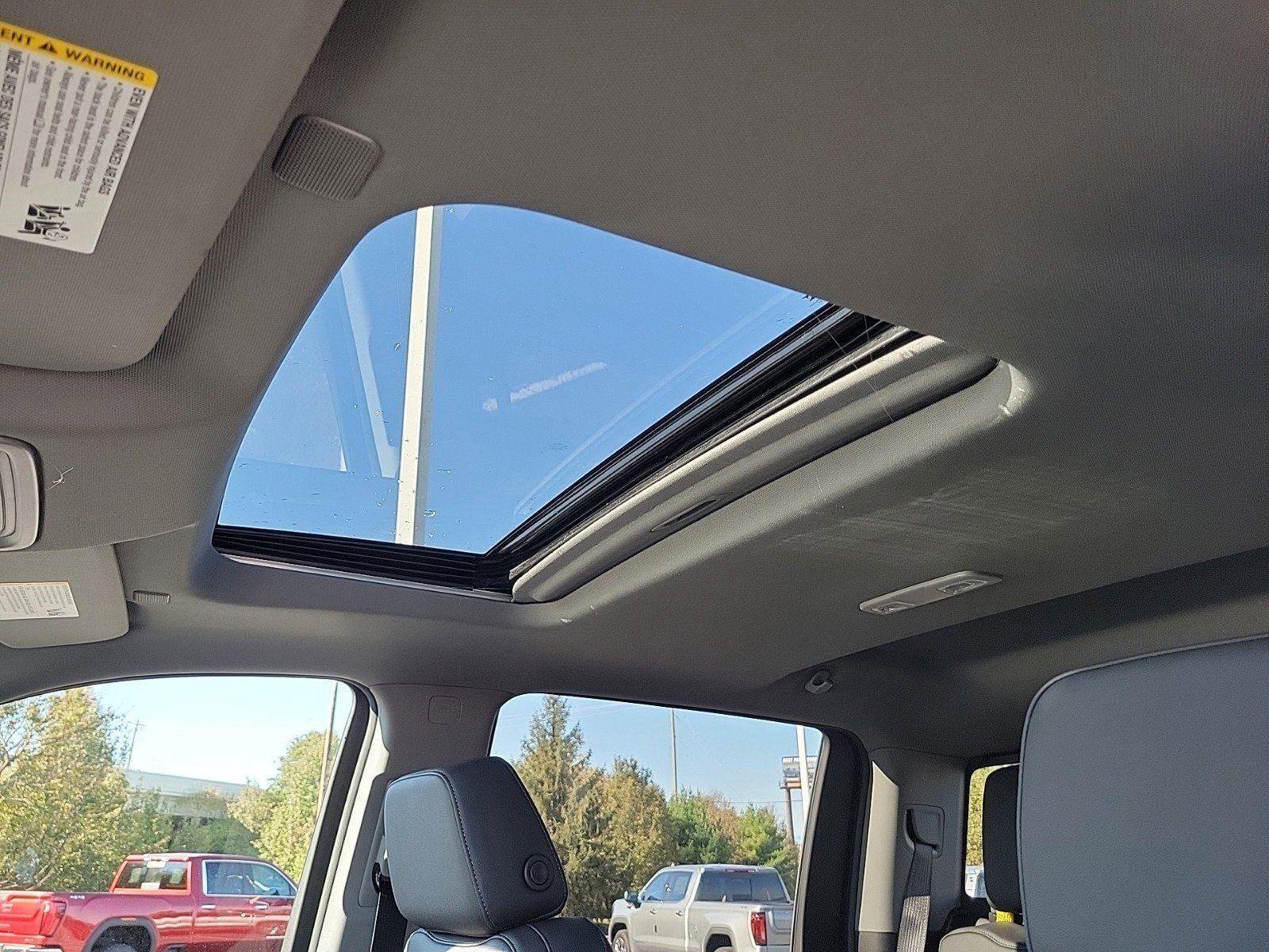 New 2026 GMC Sierra 2500 SLT w/ SLT Premium Package image 30