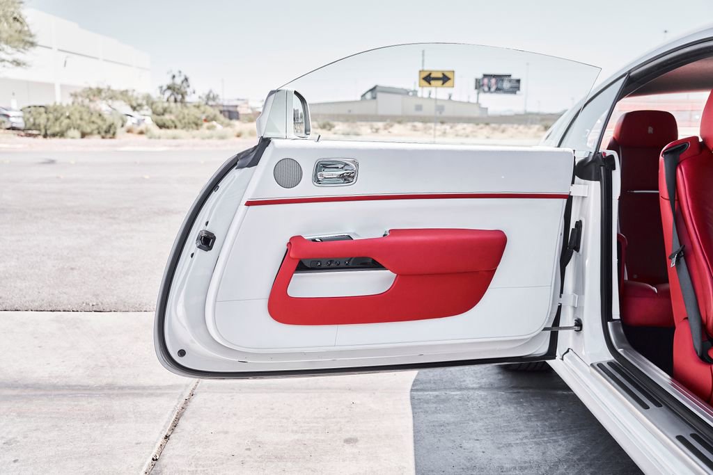 Used 2020 Rolls-Royce Wraith RWD image 21