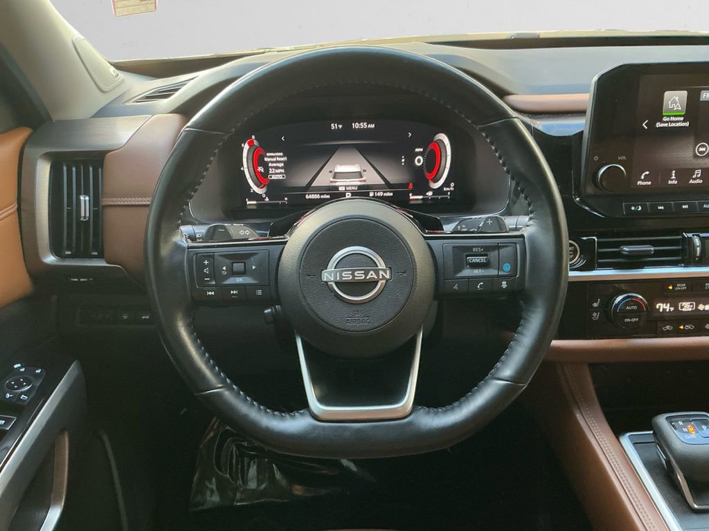 Used 2023 Nissan Pathfinder Platinum image 12