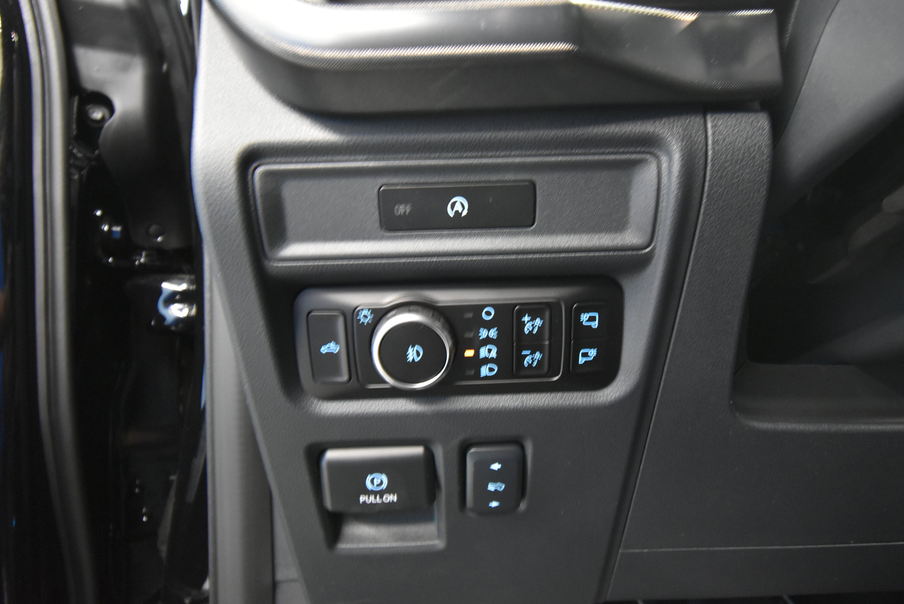 New 2025 Ford F150 Tremor w/ Equipment Group 402A High image 7