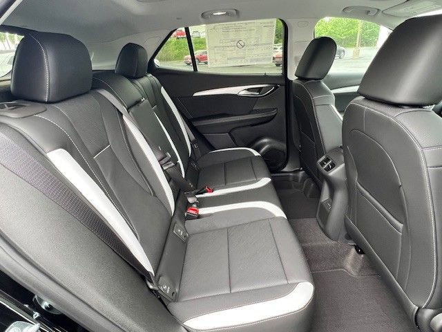 Certified 2025 Buick Envision Sport Touring image 16