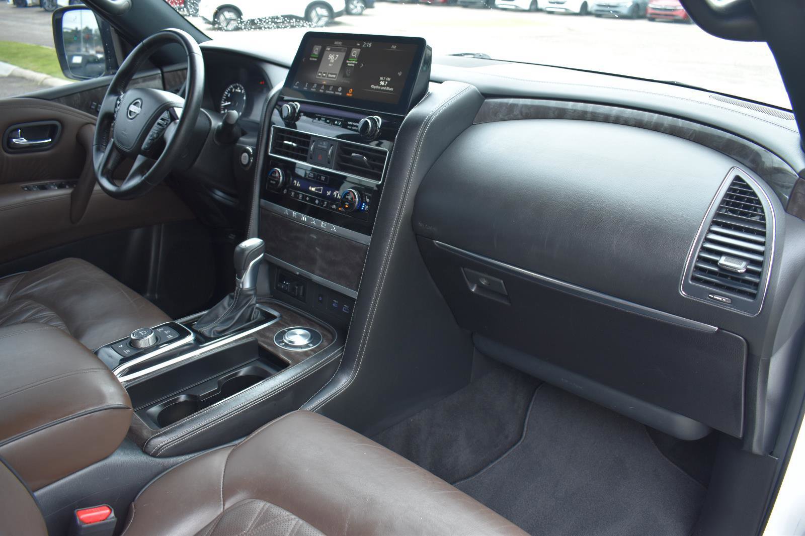 Used 2023 Nissan Armada Platinum w/ Captain's Chairs Package RWD image 80