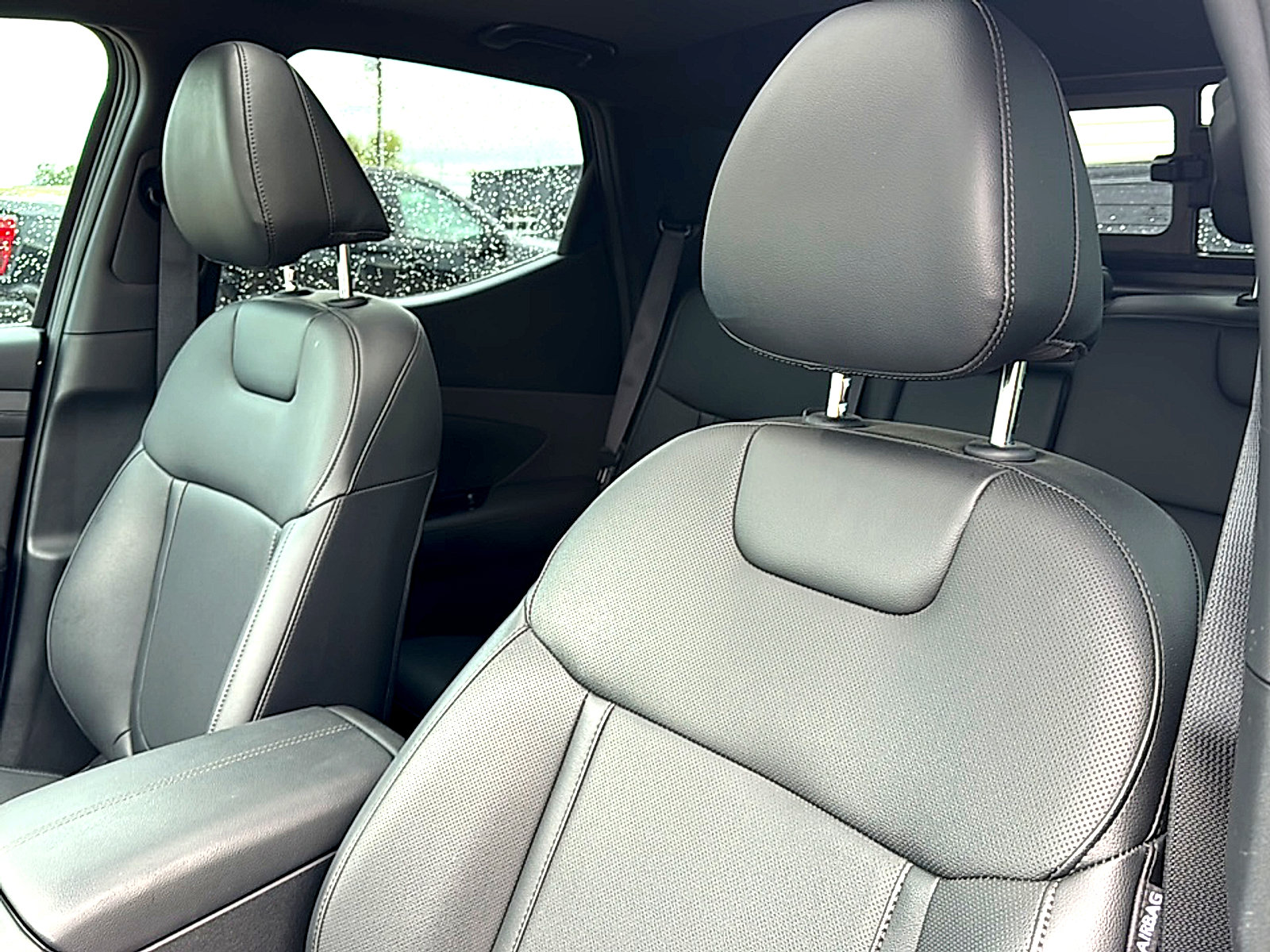 Used 2025 Hyundai Santa Cruz SEL FWD image 14