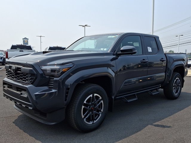 New 2026 Toyota Tacoma TRD Sport AWD/4WD image 3