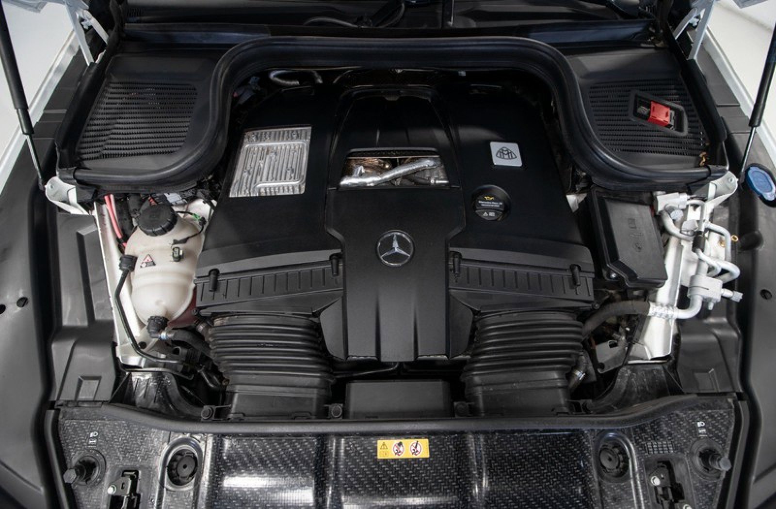 Used 2024 Mercedes-Benz Maybach GLS 600 4MATIC image 72