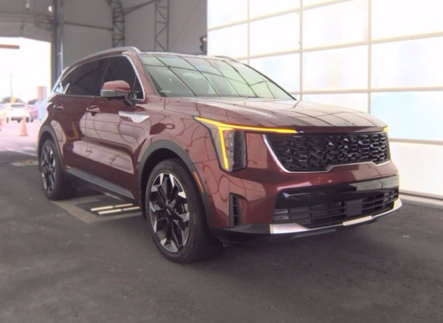 Certified 2024 Kia Sorento SX FWD image 3