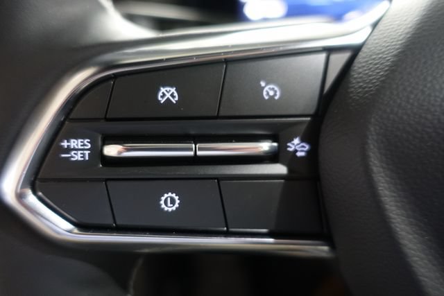 Used 2025 Chevrolet Traverse LT w/ Sun and Wheel Package FWD image 13