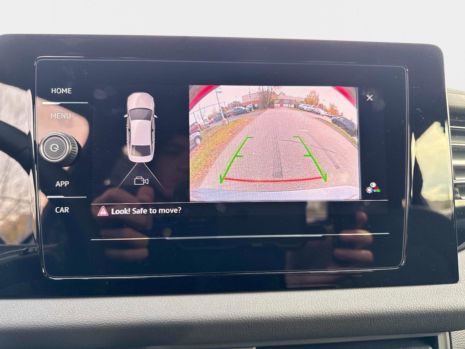 Used 2025 Volkswagen Jetta Sport image 24