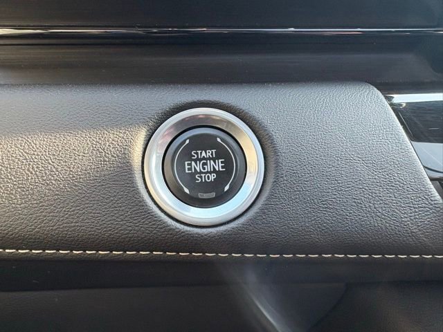 Used 2022 Cadillac Escalade ESV Premium Luxury AWD/4WD image 40