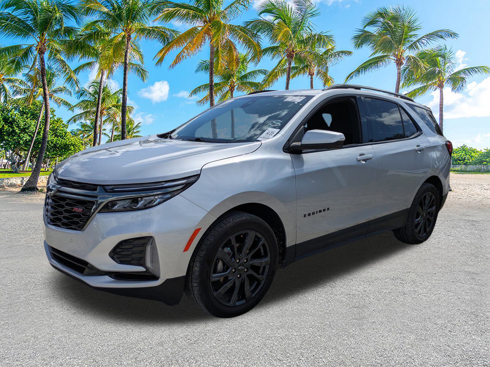 Used 2022 Chevrolet Equinox RS w/ RS Leather Package image 7