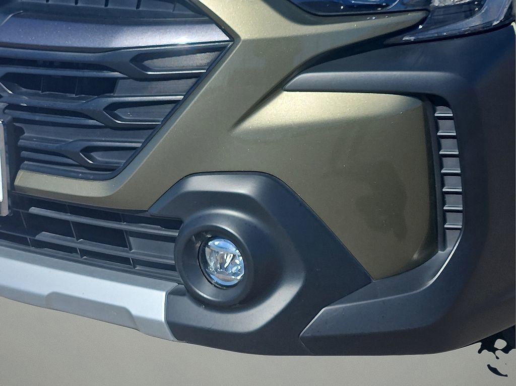 Used 2024 Subaru Outback Touring w/ Popular Package #2 image 10